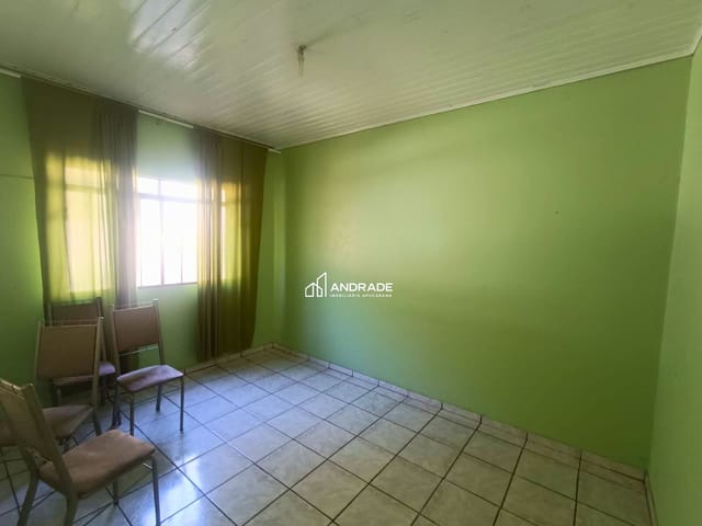 Casa com 360m² 4 quartos e 2 banheiros, à venda, no bairro Jardim Paraíso em Apucarana