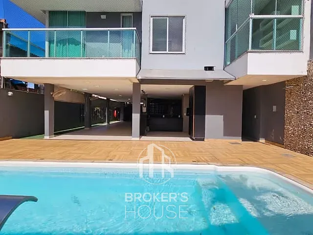 Casa 3 quartos e 5 banheiros, à venda, no bairro Tabuazeiro em Vitória