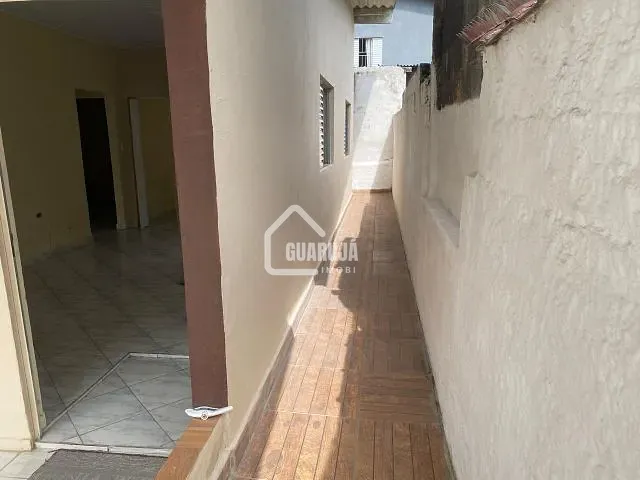 Casa com 200m² 2 quartos e 2 banheiros, à venda, no bairro Sítio Paecara (Vicente de Carvalho) em Guarujá