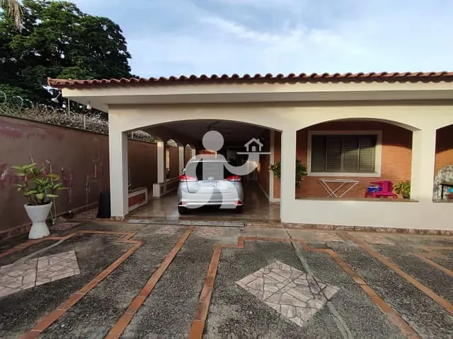 Casa com 1000m² 5 quartos e 6 banheiros, à venda, no bairro Gran Park Residencial em Piracicaba