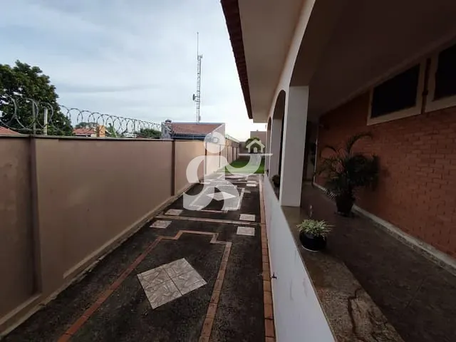 Casa com 1000m² 5 quartos e 6 banheiros, à venda, no bairro Gran Park Residencial em Piracicaba