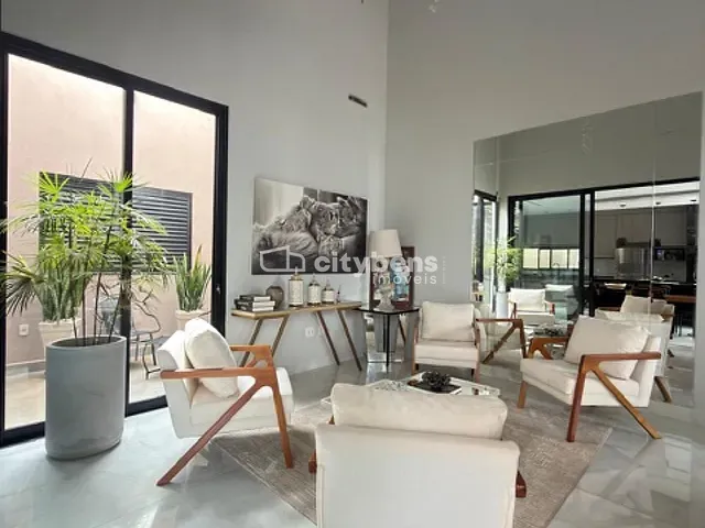 Casa 4 quartos e 5 banheiros, à venda, no bairro Santa Luzia em Araçatuba