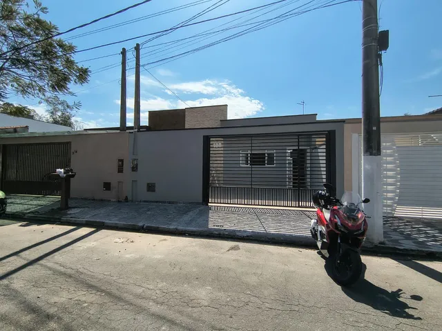 Casa 3 quartos e 1 banheiro, à venda, no bairro Vila Caputera em Mogi das Cruzes