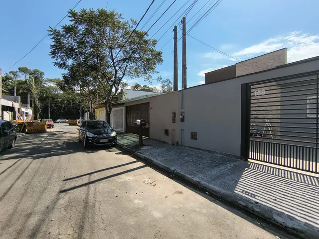 Casa 3 quartos e 1 banheiro, à venda, no bairro Vila Caputera em Mogi das Cruzes