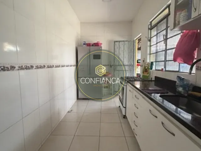 Casa 3 quartos e 3 banheiros, à venda, no bairro Nova Vista em Belo Horizonte