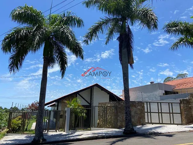 Casa com 685m² 3 quartos e 3 banheiros, à venda, no bairro Vila Social em Apucarana