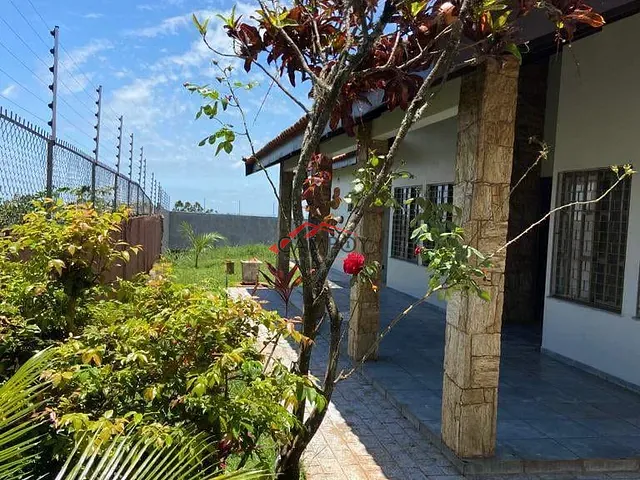 Casa com 685m² 3 quartos e 3 banheiros, à venda, no bairro Vila Social em Apucarana