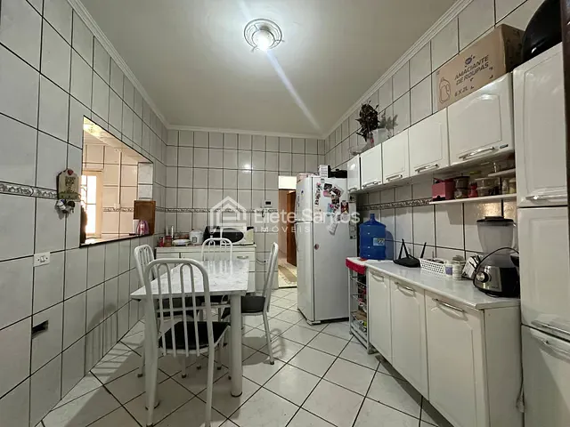 Casa 3 quartos e 2 banheiros, à venda, no bairro Parque Olaria em Santa Bárbara D'Oeste