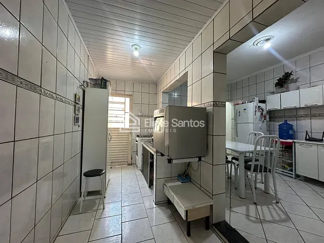 Casa 3 quartos e 2 banheiros, à venda, no bairro Parque Olaria em Santa Bárbara D'Oeste