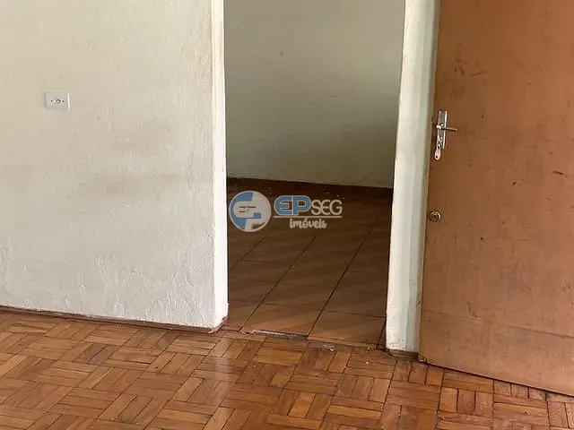 Casa com 336m² 3 quartos e 1 banheiro, à venda, no bairro Vila Recreio em Londrina