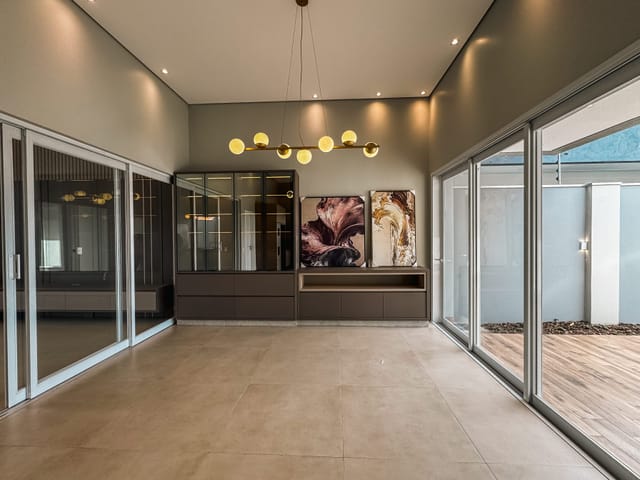 Casa com 360m² 3 quartos e 2 banheiros, à venda, no bairro Parque Alvorada em Dourados