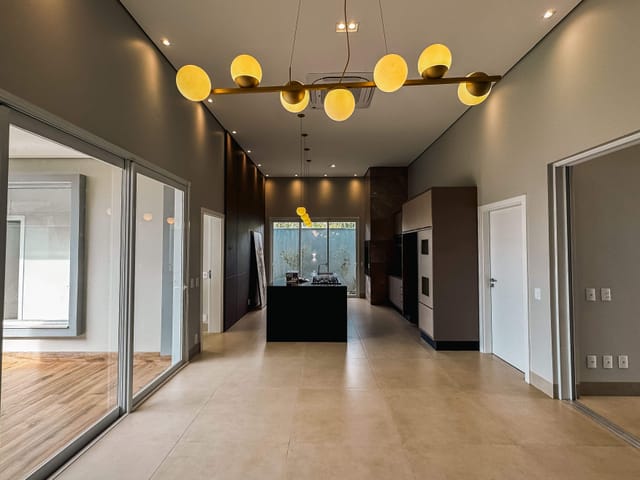 Casa com 360m² 3 quartos e 2 banheiros, à venda, no bairro Parque Alvorada em Dourados