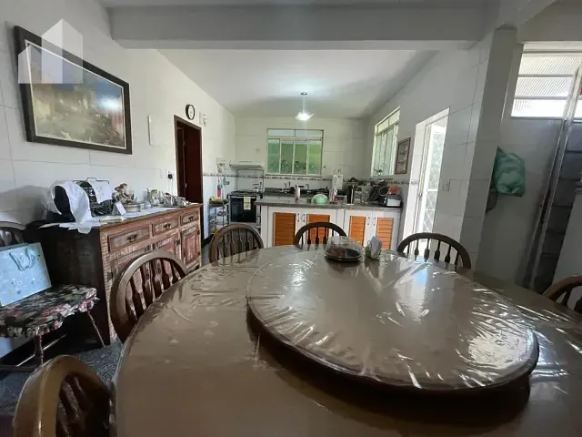 Casa com 226m² 5 quartos e 3 banheiros, à venda, no bairro Caonze em Nova Iguaçu