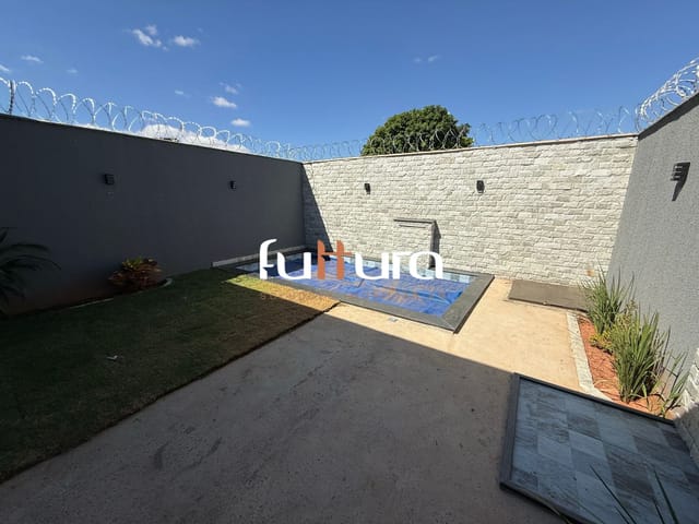 Casa com 245m² 3 quartos e 2 banheiros, à venda, no bairro Itapoã em Aparecida de Goiânia