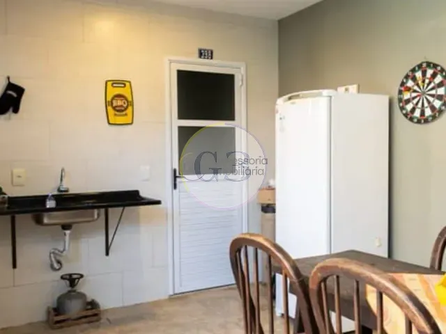 Casa 3 quartos e 2 banheiros, à venda, no bairro Laranjal em Pelotas