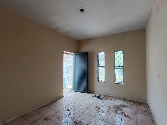 Casa com 125m² 1 quarto e 1 banheiro, para alugar, no bairro Quemil em Birigui