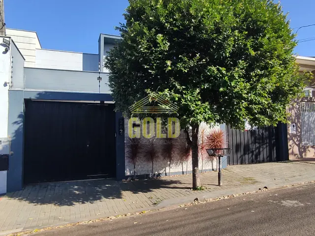 Casa com 126m² 3 quartos e 2 banheiros, à venda, no bairro Coliseu em Londrina