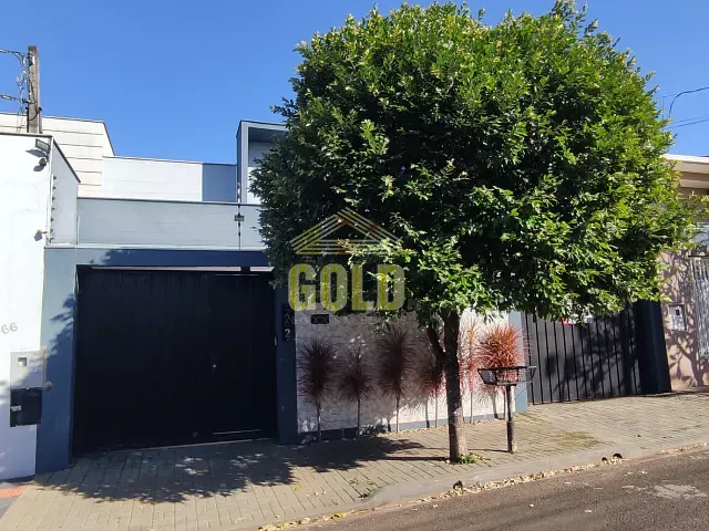 Casa com 126m² 3 quartos e 2 banheiros, à venda, no bairro Coliseu em Londrina