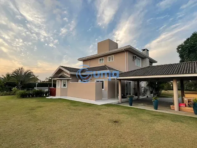 Casa com 2000m² 5 quartos e 6 banheiros, à venda, no bairro Condomínio Residencial Rosário de Fátima em Bragança Paulista
