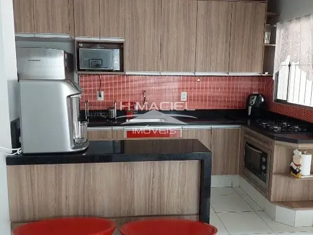 Casa com 250m² 3 quartos e 1 banheiro, à venda, no bairro Jardim Eulina em Campinas