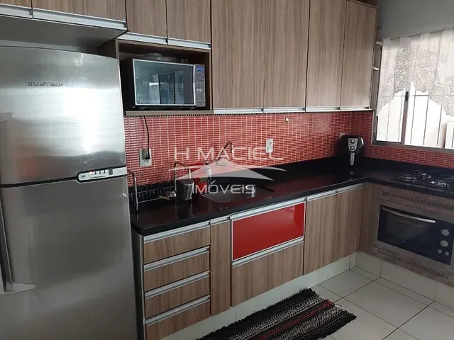 Casa com 250m² 3 quartos e 1 banheiro, à venda, no bairro Jardim Eulina em Campinas