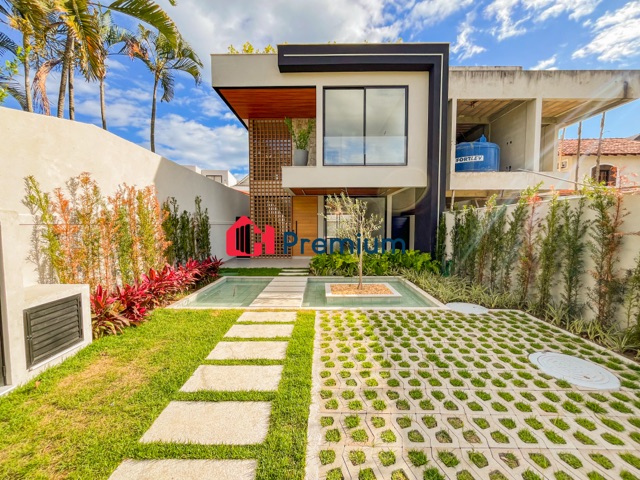 Casa 4 quartos e 6 banheiros, à venda, no bairro Barra da Tijuca em Rio de Janeiro