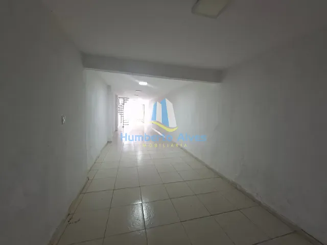 Casa com 274m² 4 quartos e 1 banheiro, para alugar, no bairro Brasil em Vitória da Conquista