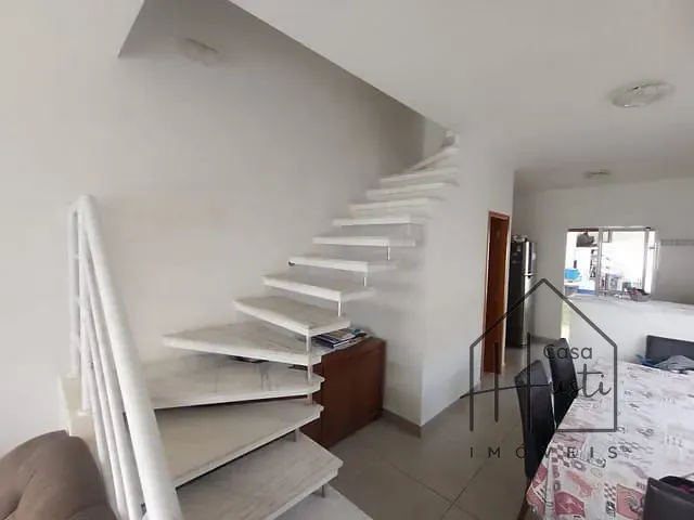 Casa com 125m² 2 quartos e 3 banheiros, à venda, no bairro Residencial Pastoreiro em Cotia