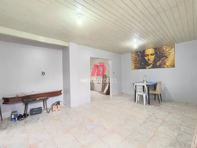 Casa 5 quartos e 4 banheiros, à venda, no bairro Progresso em Blumenau
