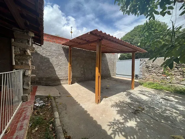 Casa 3 quartos e 2 banheiros, para alugar, no bairro General Dutra em Paulo Afonso