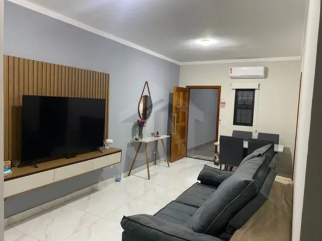 Casa com 160m² 3 quartos e 3 banheiros, à venda, no bairro Jardim Ângelo Jurca em Ribeirão Preto