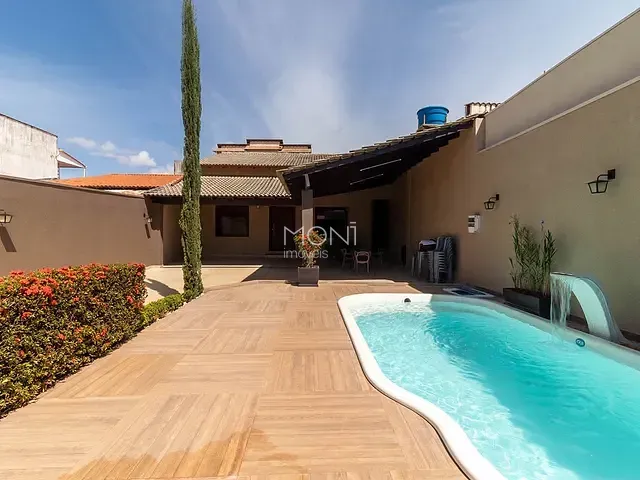 Casa com 450m² 4 quartos e 3 banheiros, à venda, no bairro Setor Habitacional Vicente Pires em Brasília