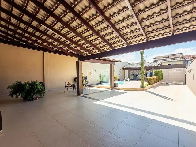 Casa com 450m² 4 quartos e 3 banheiros, à venda, no bairro Setor Habitacional Vicente Pires em Brasília
