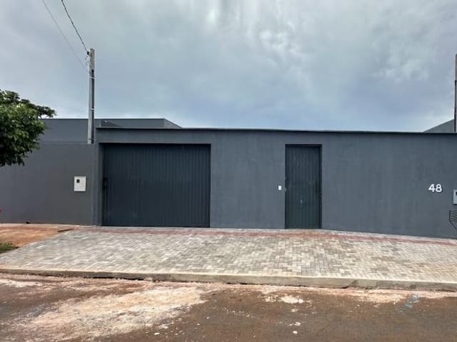 Casa com 320m², à venda, no bairro Jardim das Torres em Cambé