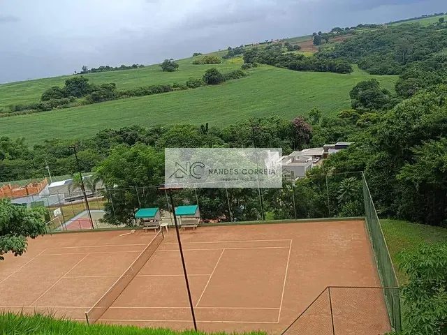 Casa com 307m² 5 quartos e 4 banheiros, à venda, no bairro 00 em Ibiporã