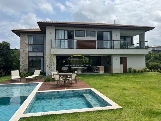 Casa com 700m² 5 quartos e 7 banheiros, à venda, no bairro Praia do Forte em Praia do Forte
