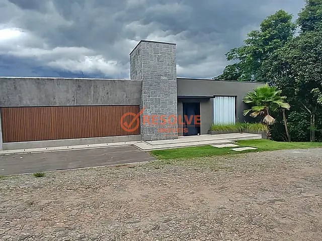 Casa com 625m² 3 quartos e 5 banheiros, à venda, no bairro PAIÃO em Guararema
