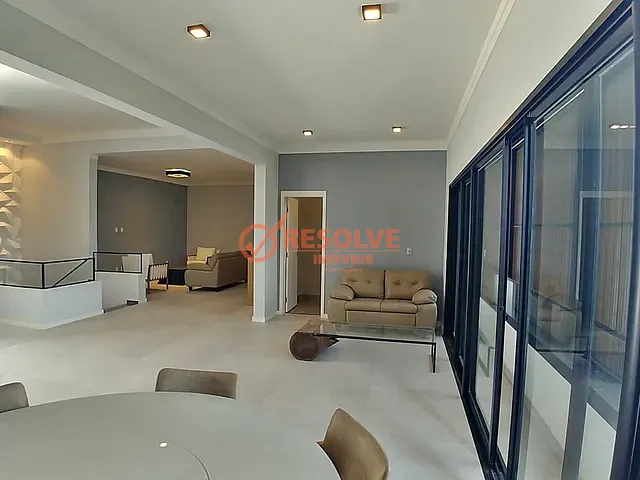 Casa com 625m² 3 quartos e 5 banheiros, à venda, no bairro PAIÃO em Guararema