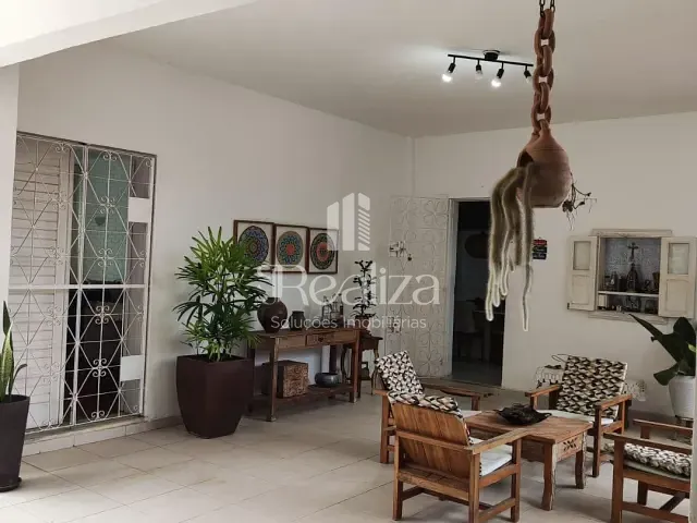 Casa com 476m² 4 quartos e 4 banheiros, à venda, no bairro Boa Vista em Ilhéus
