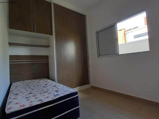 Casa com 360m² 3 quartos e 4 banheiros, à venda, no bairro Jardim dos Estados em Taubaté