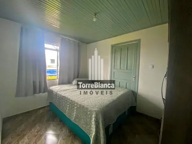 Casa com 735m² 4 quartos e 1 banheiro, à venda, no bairro Uvaranas em Ponta Grossa