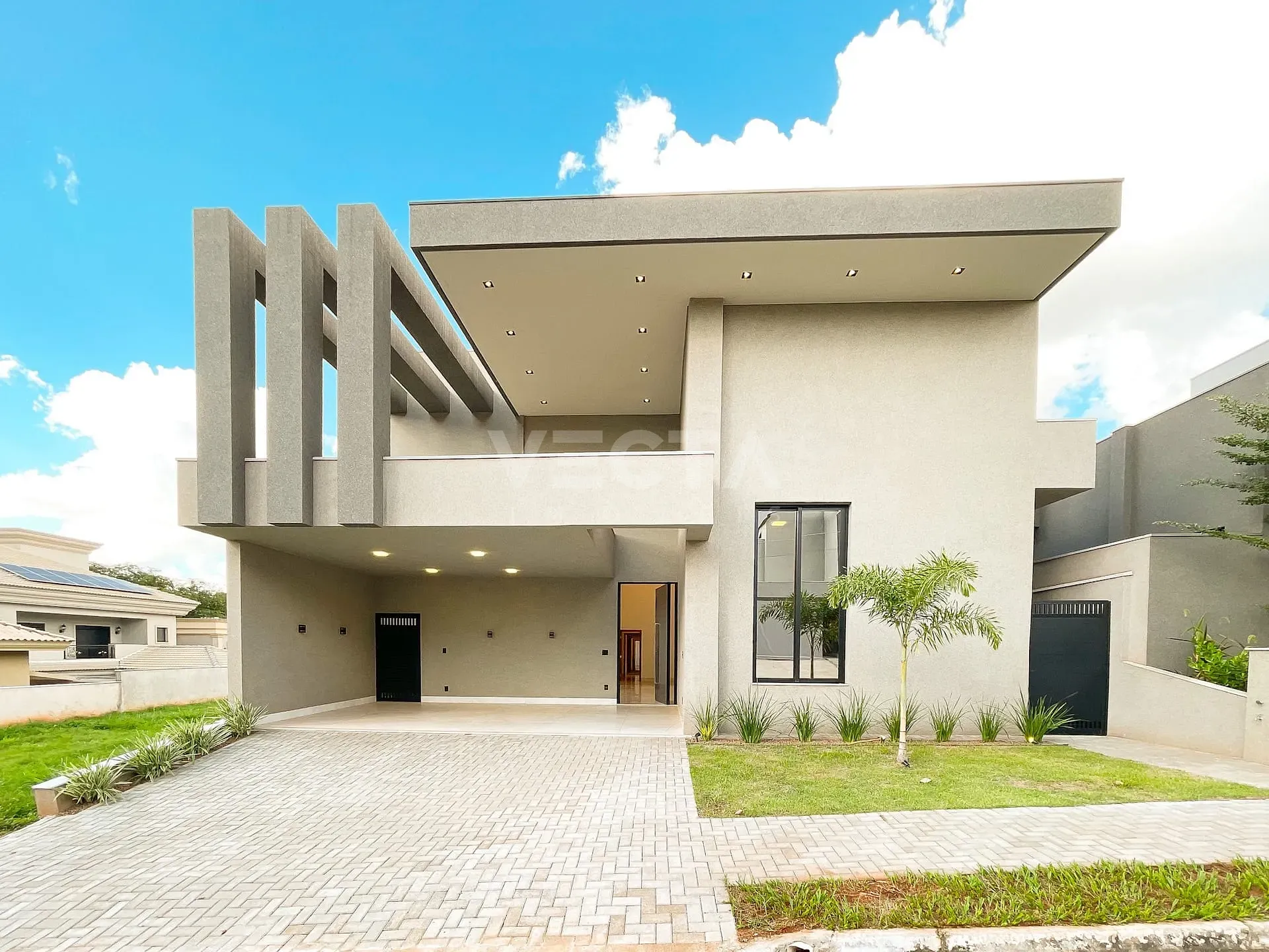 Casa, 3 quartos, 263 m² - Foto 1