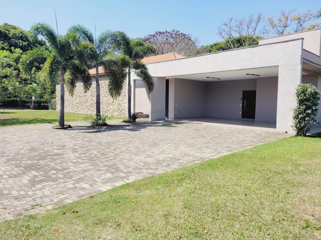 Casa com 1446m² 3 quartos e 5 banheiros, à venda, no bairro Residencial Primavera em Salto