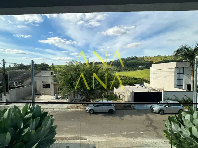 Casa 3 quartos e 3 banheiros, para alugar, no bairro Centro Industrial Rafael Diniz em Bragança Paulista