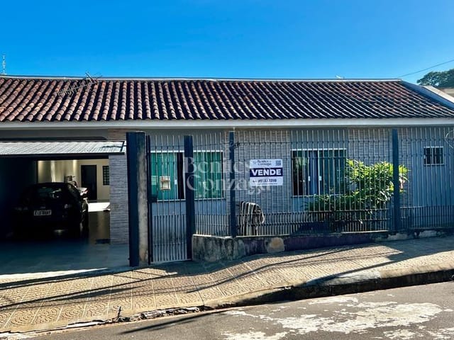 Foto do Casa - Casa à venda em Maringá, Jardim América, com 130 m² Uteis, 4 quartos, Edicula com Churrasquiraca e 4 vagas | Benites & Gonzaga Imóveis