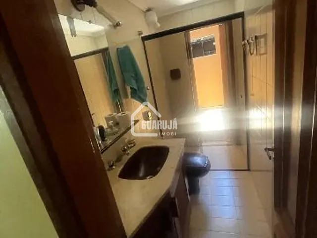 Casa 5 quartos e 1 banheiro, à venda, no bairro Jardim Acapulco em Guarujá