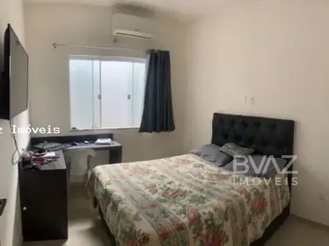 Casa com 180m² 3 quartos e 3 banheiros, à venda, no bairro Nova São Pedro em São Pedro da Aldeia