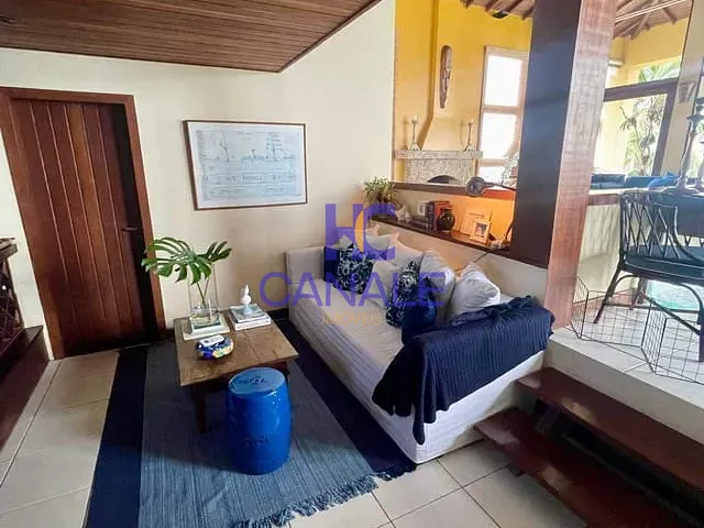 Casa 5 quartos e 4 banheiros, à venda, no bairro Centro em Angra dos Reis