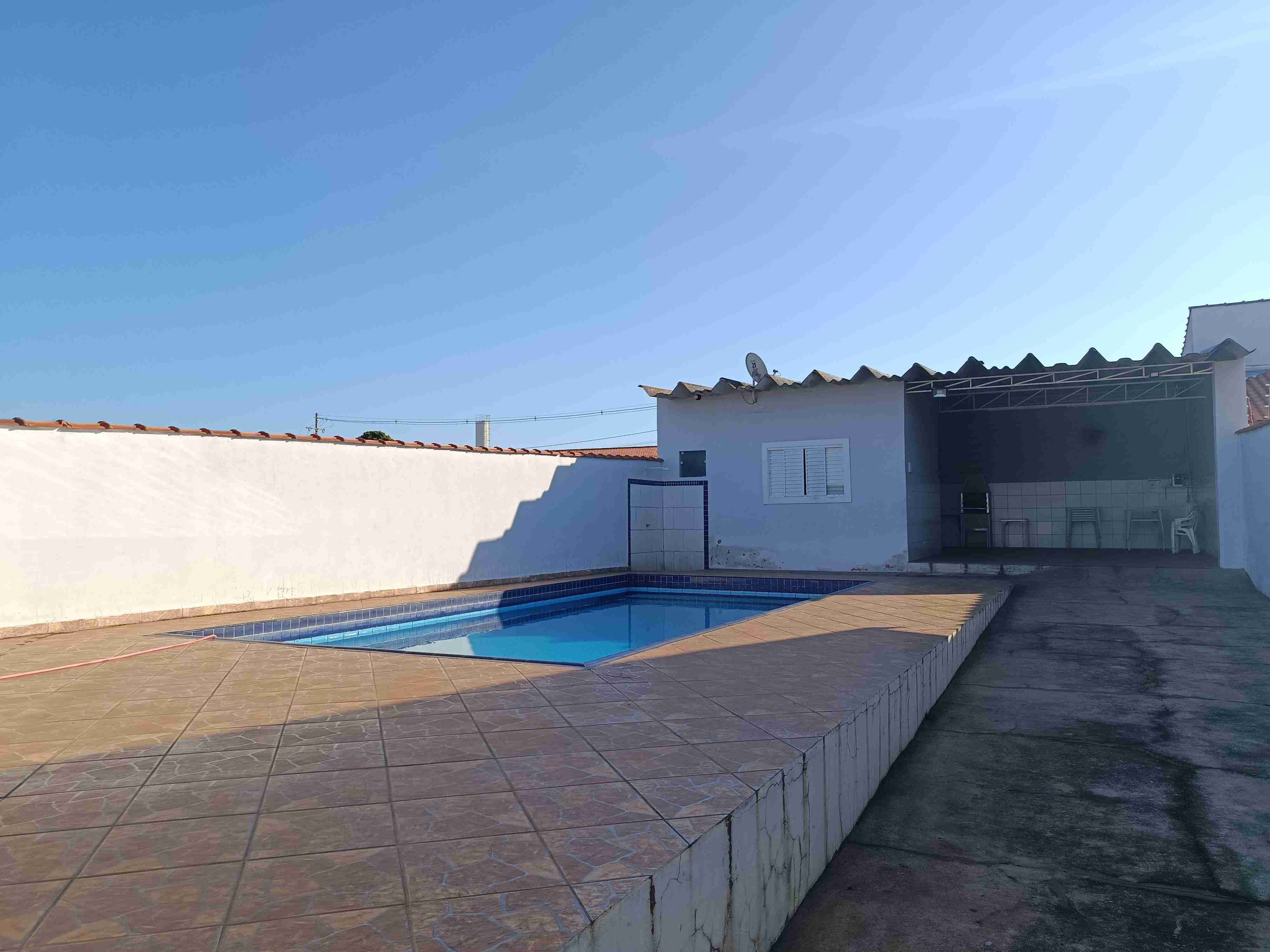 Casa, 1 quarto, 80 m² - Foto 1