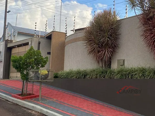 Casa com 391m² 3 quartos e 4 banheiros, à venda, no bairro Vila Social em Apucarana